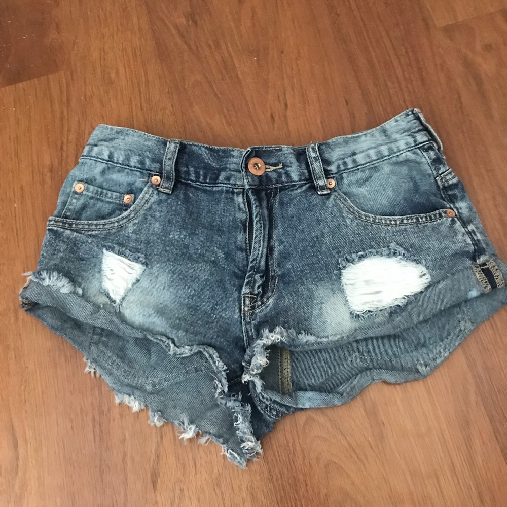 Distressed shorts
